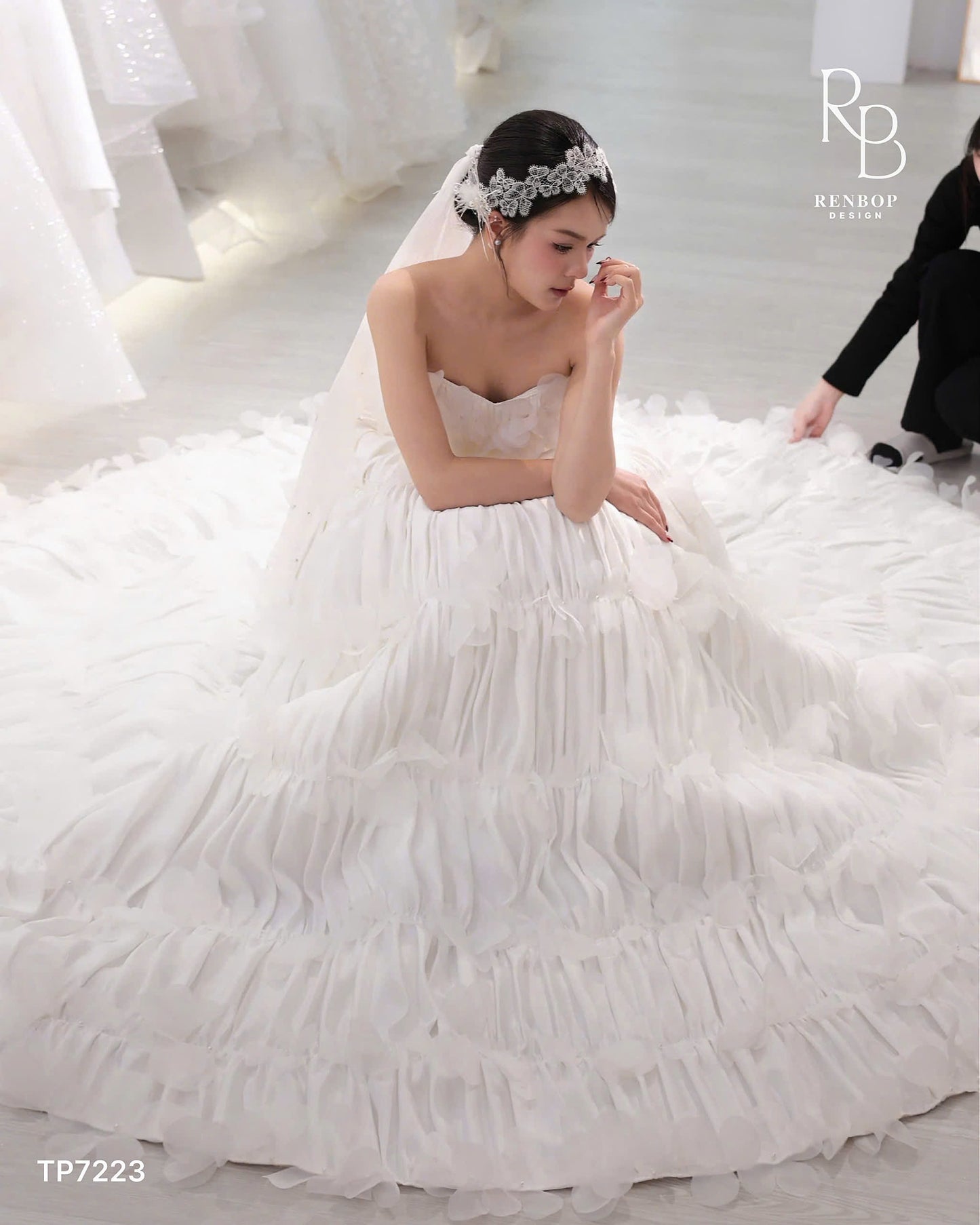 Design by RenBop TP7223