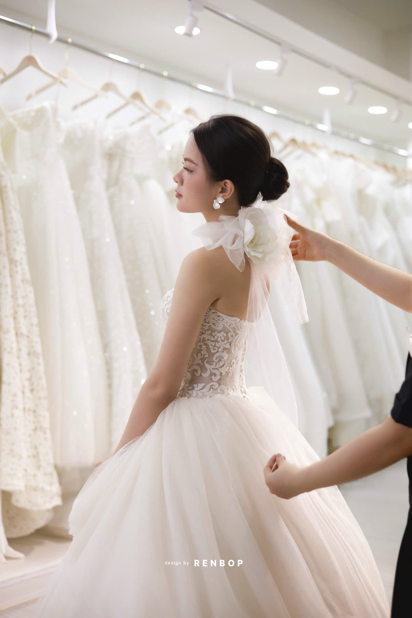 White Queen Look13 MC6923