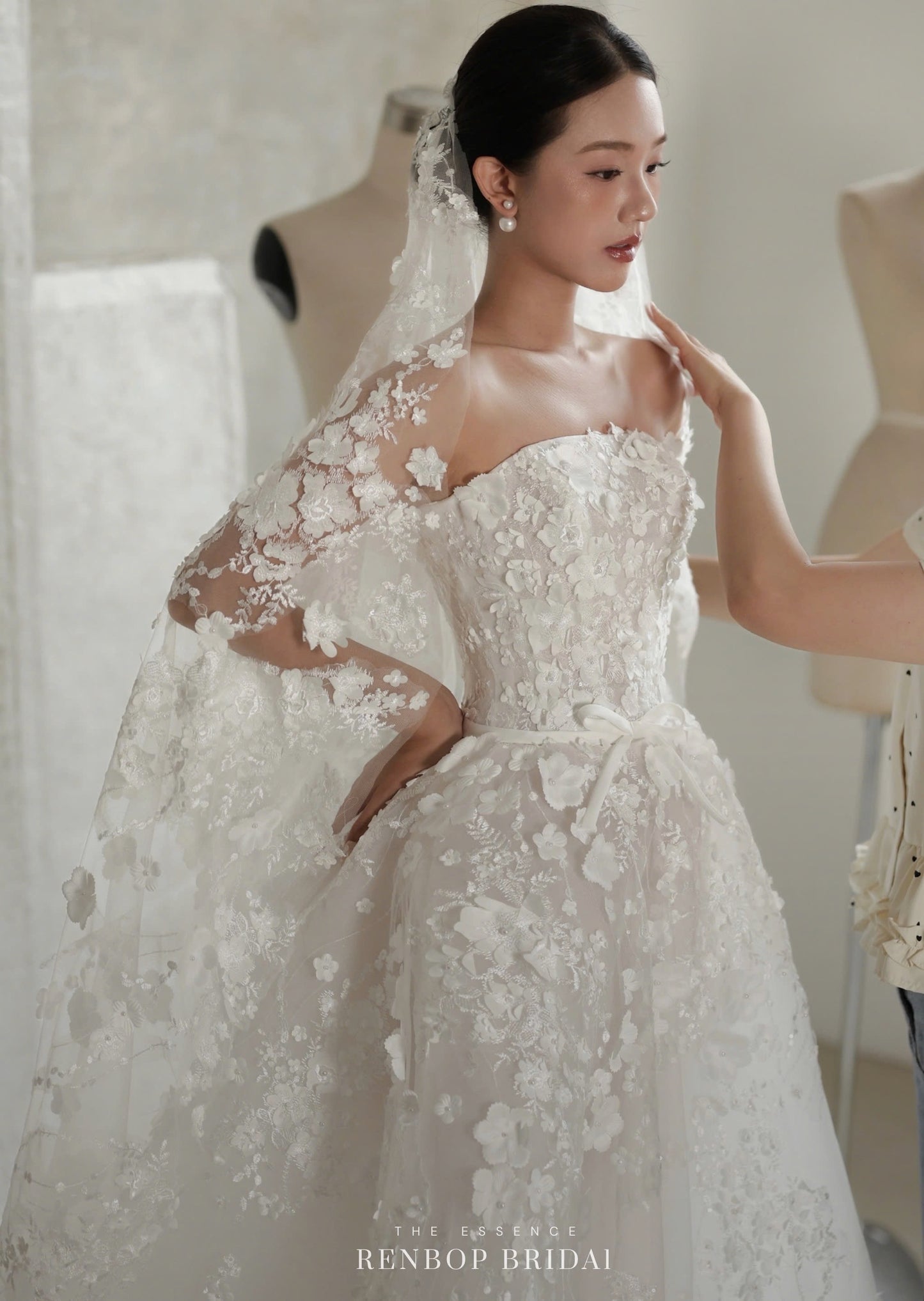 The Essence No.2 MC8929