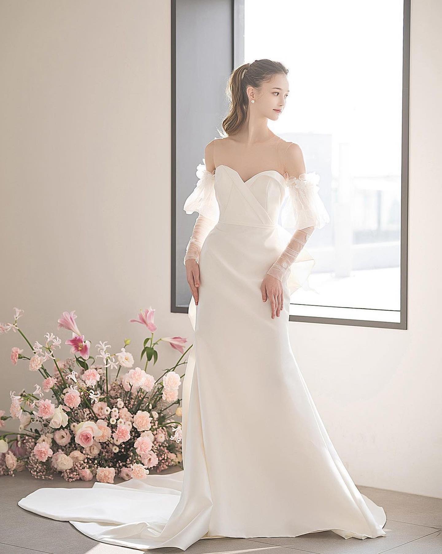 VÁY THIẾT KẾ 𝐶𝑢́𝑐 ℎ𝑜𝑎̣ 𝑚𝑖
