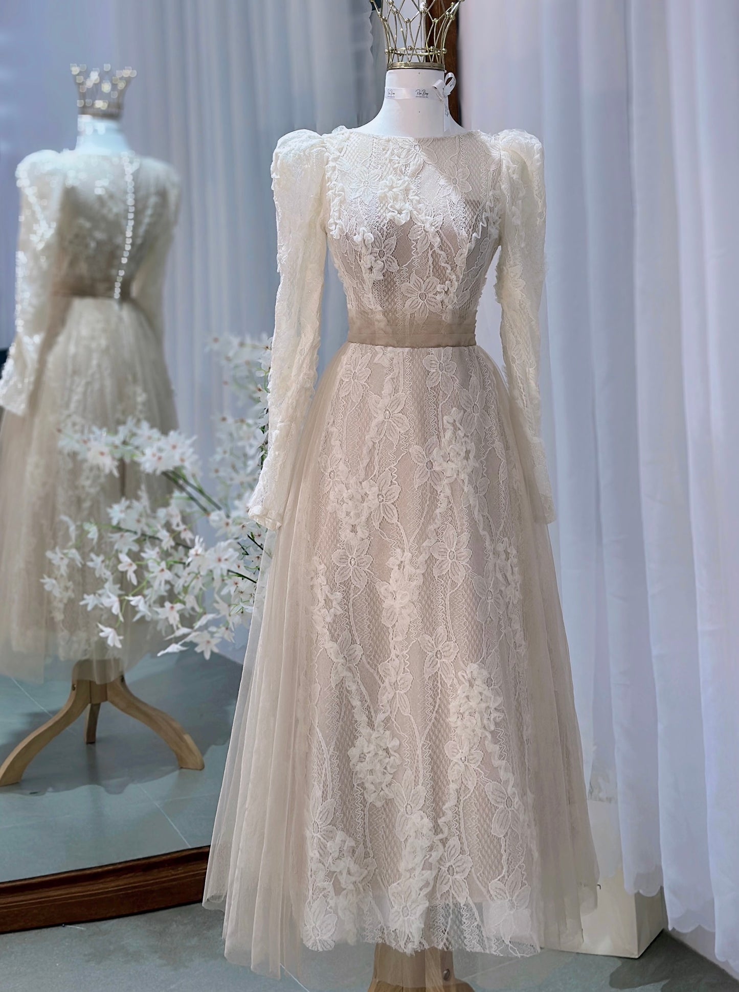 Design by RenBop Colection 2023 CN1750