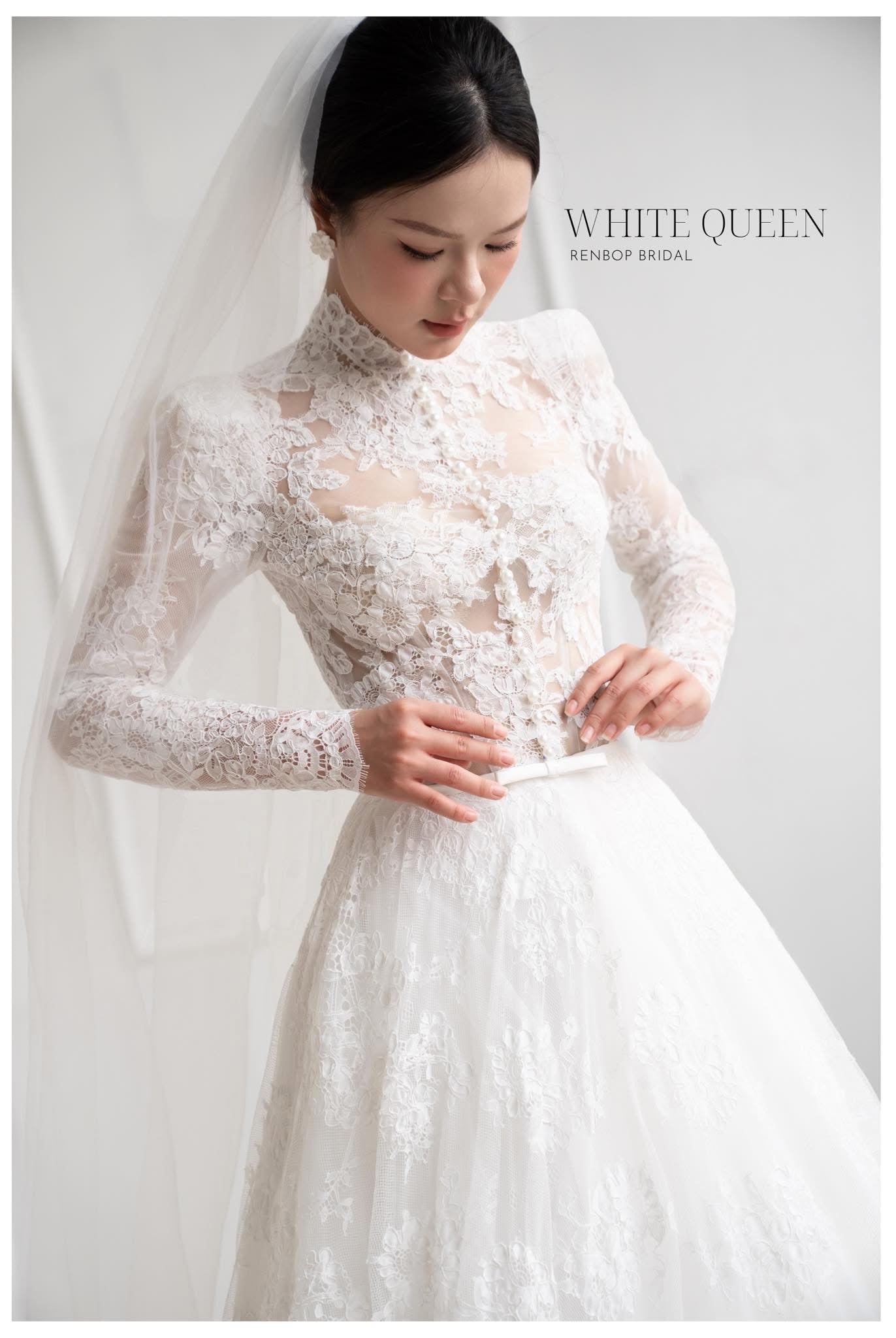 White Queen Look2 AK8933