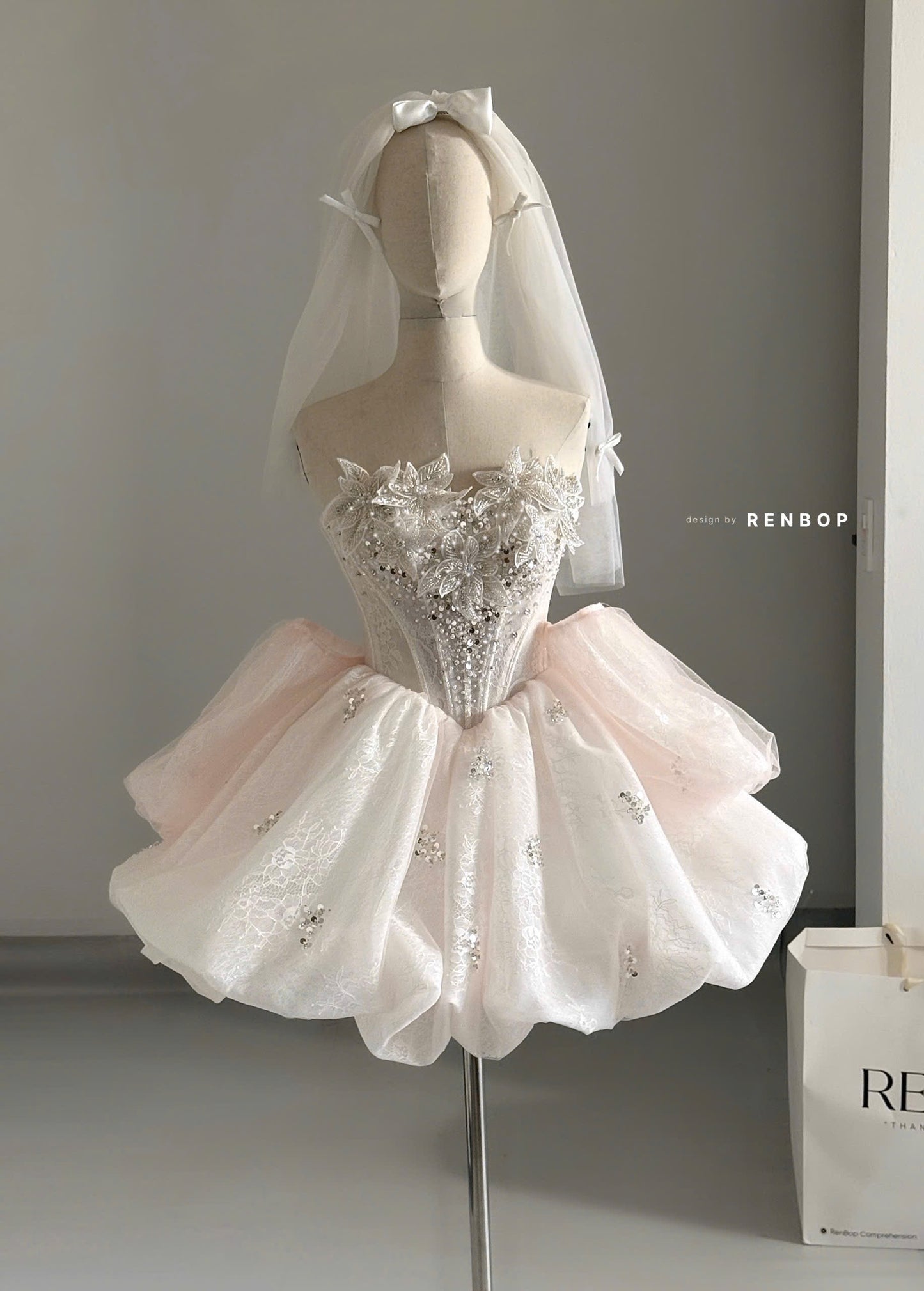 Design by RenBop QT2295