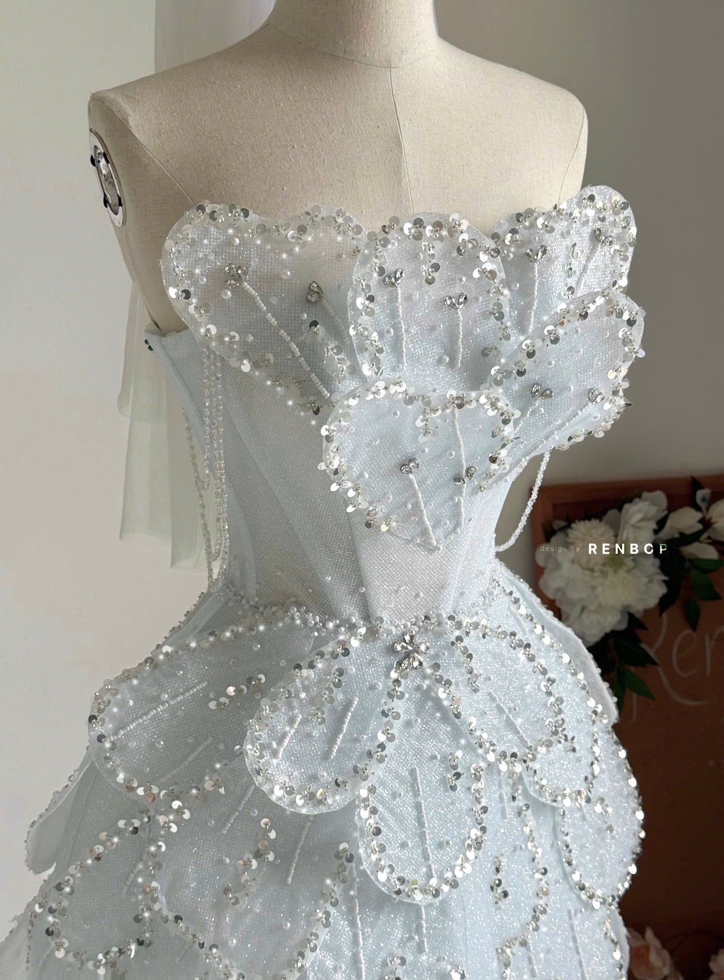 Party Look5 QT2812