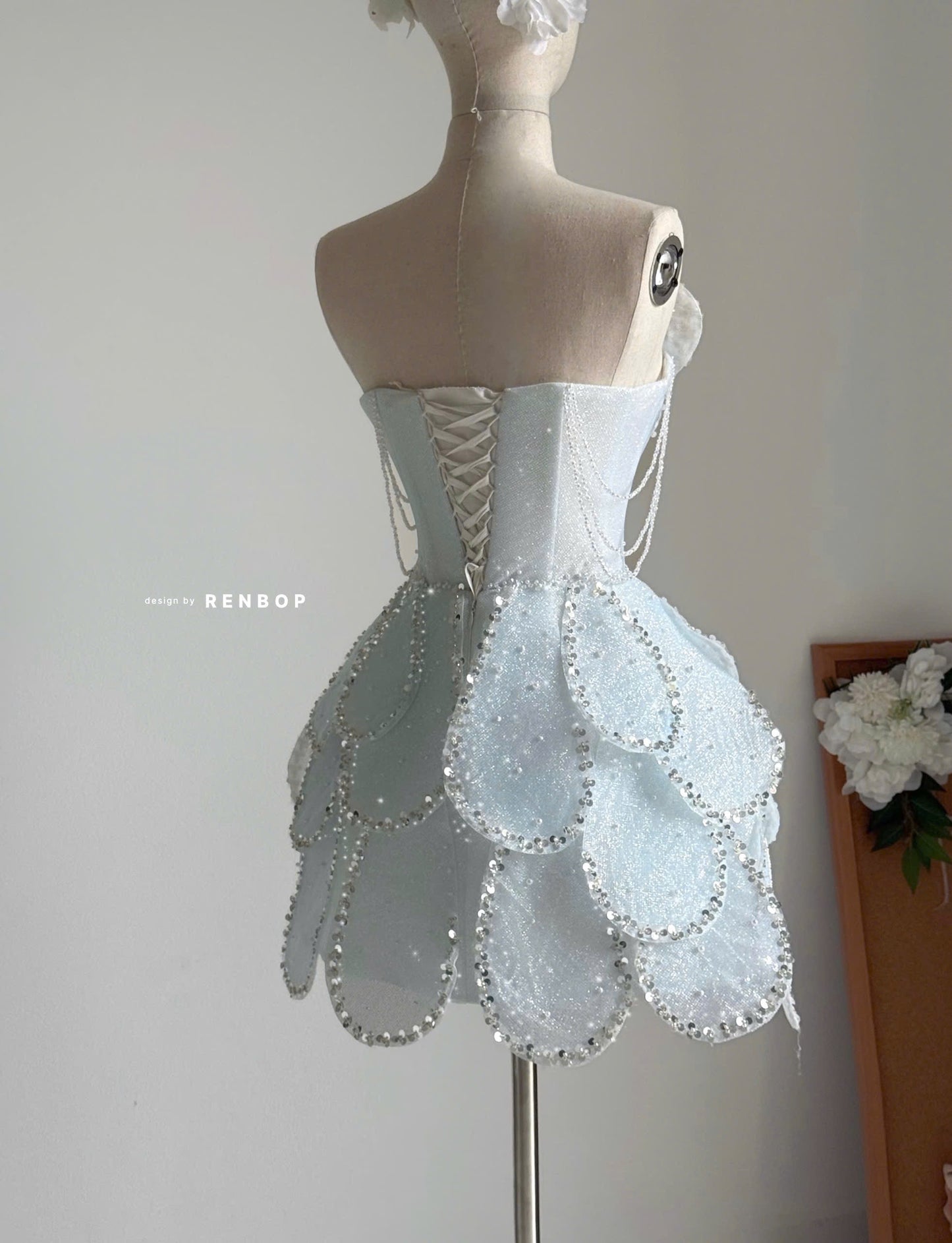 Party Look5 QT2812