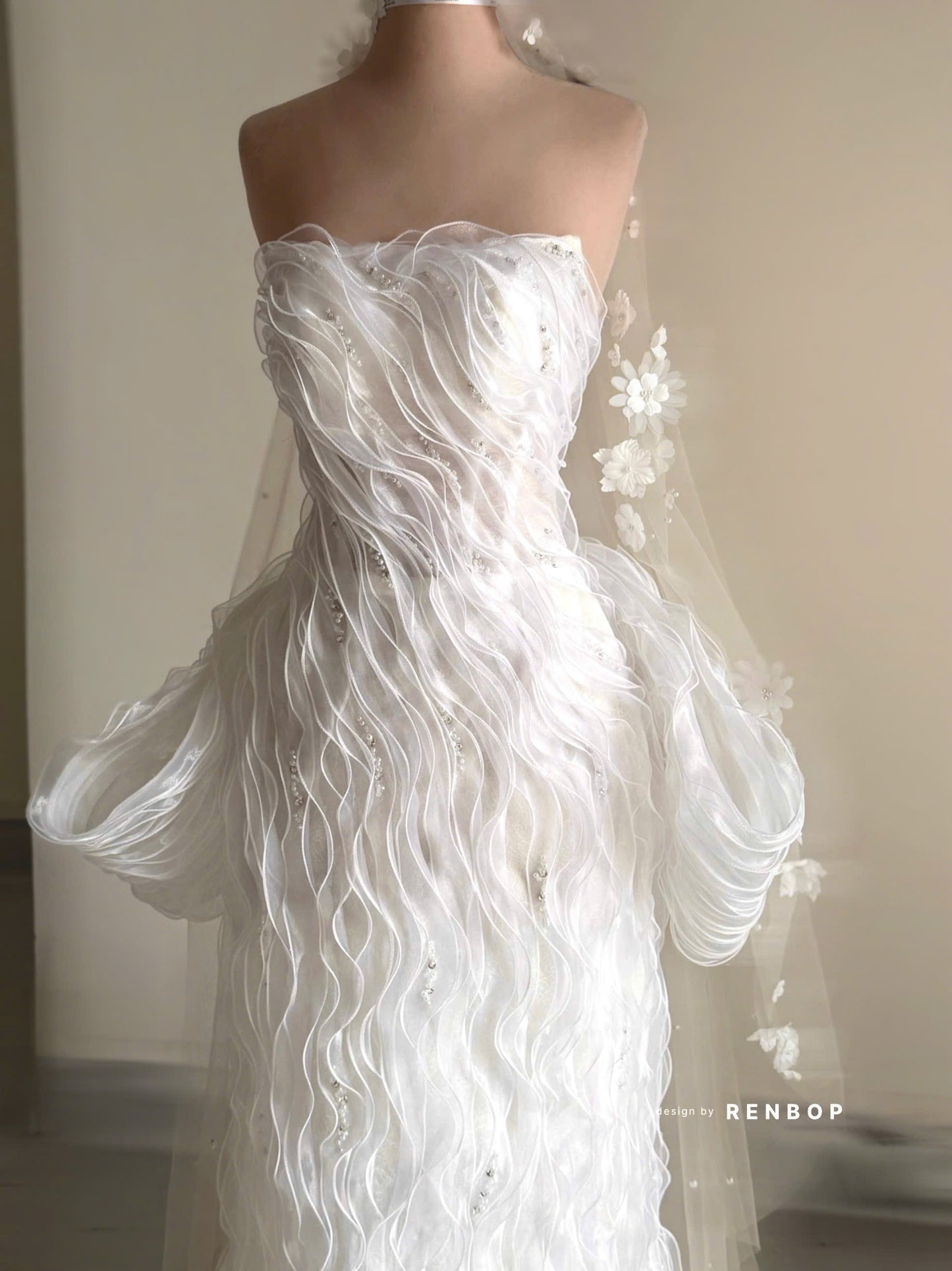 The Bridal Symphony Look 2 MC6518