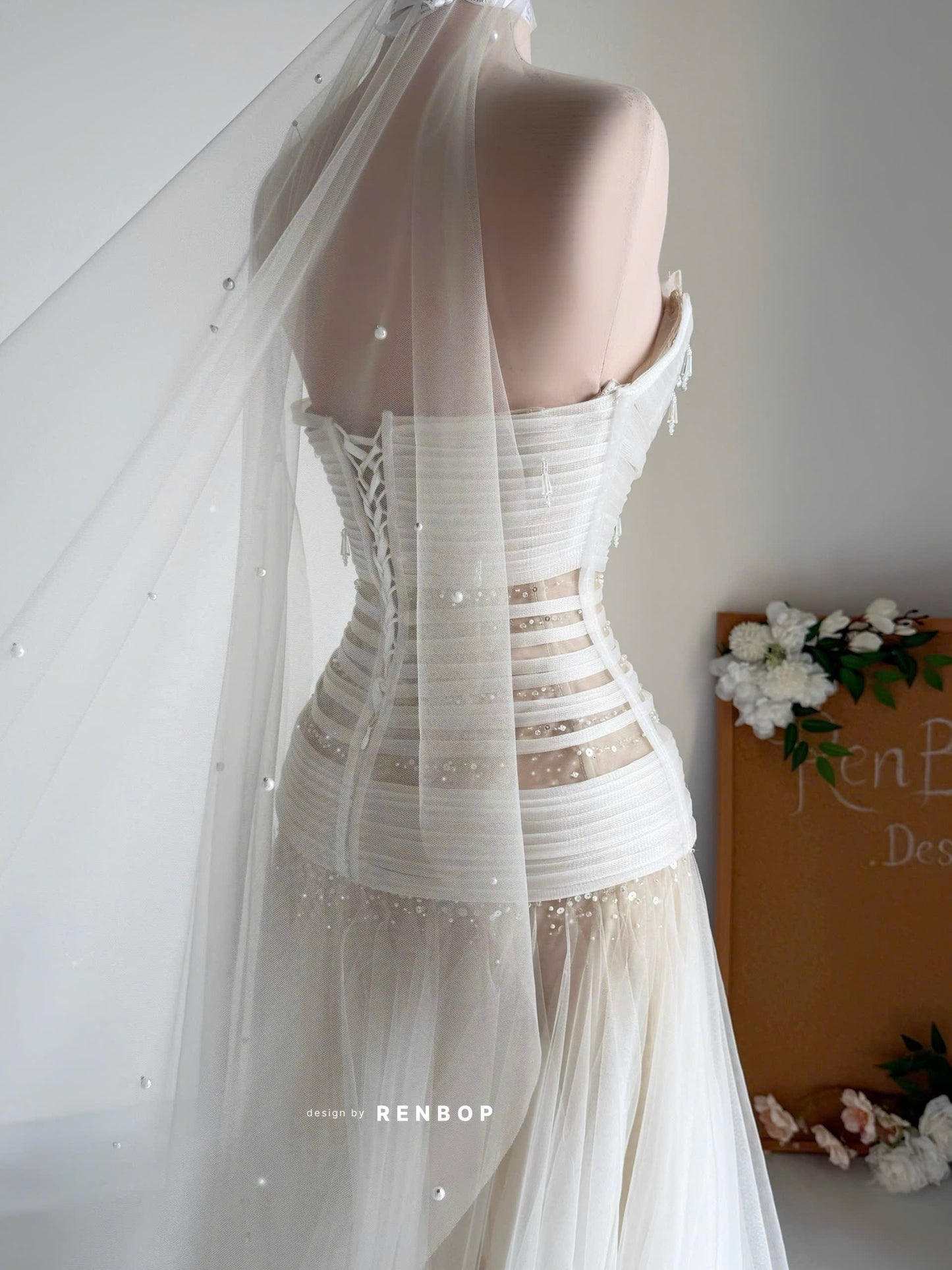 The Bridal Symphony Look 1 HH8533