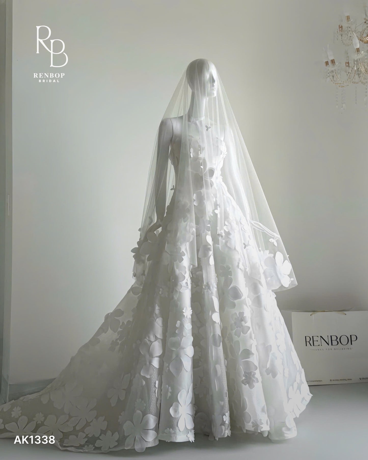 The Essence No.3 AK1338