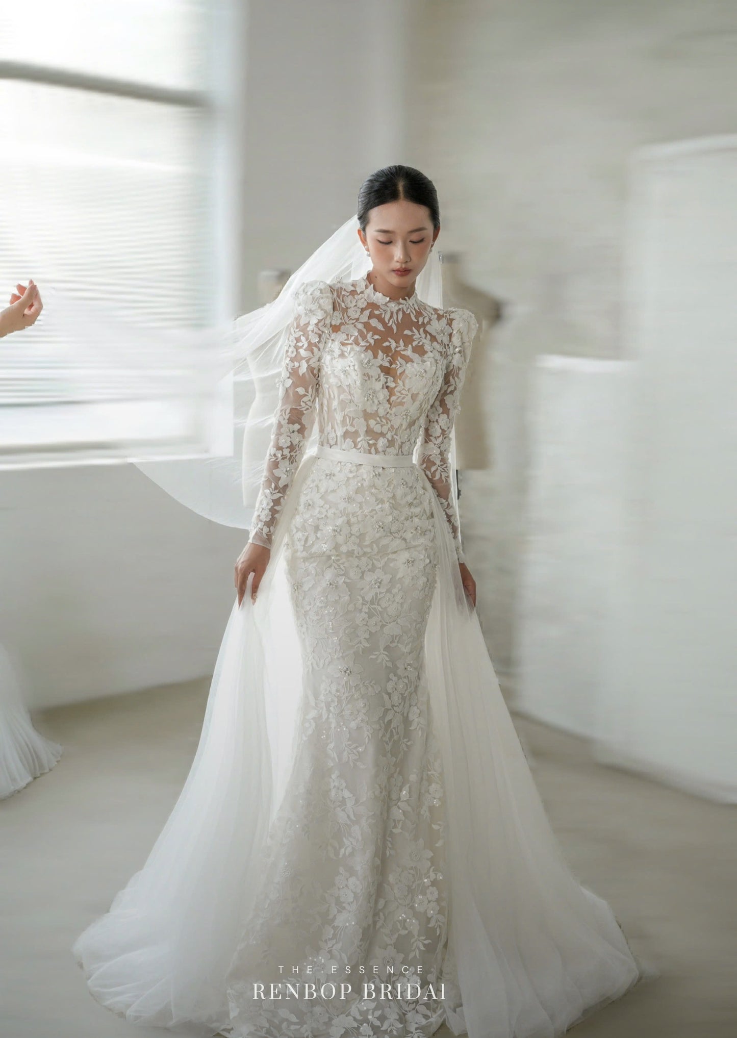 The Essence No.6 YL8934