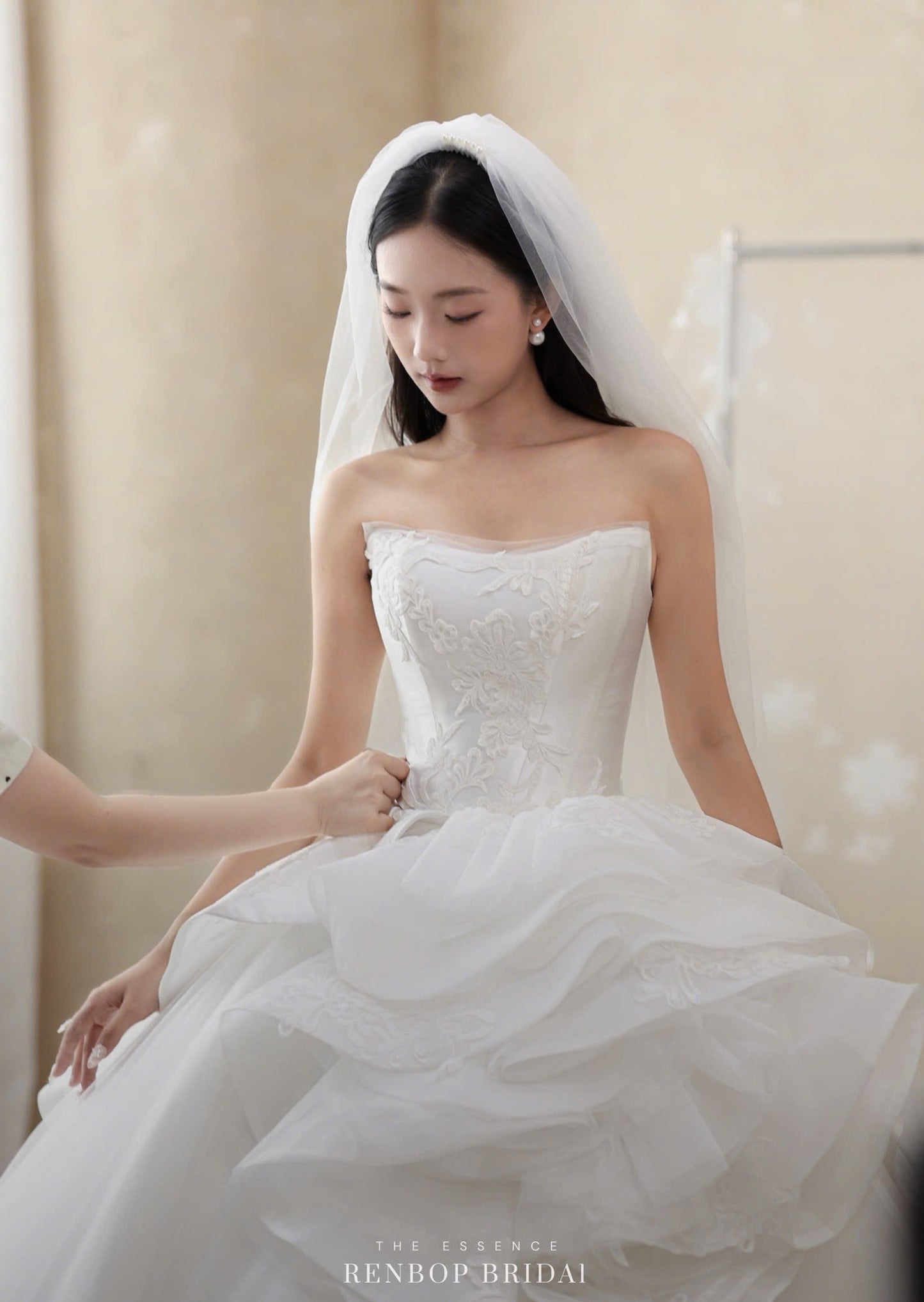 The Essence No.9 MC9832