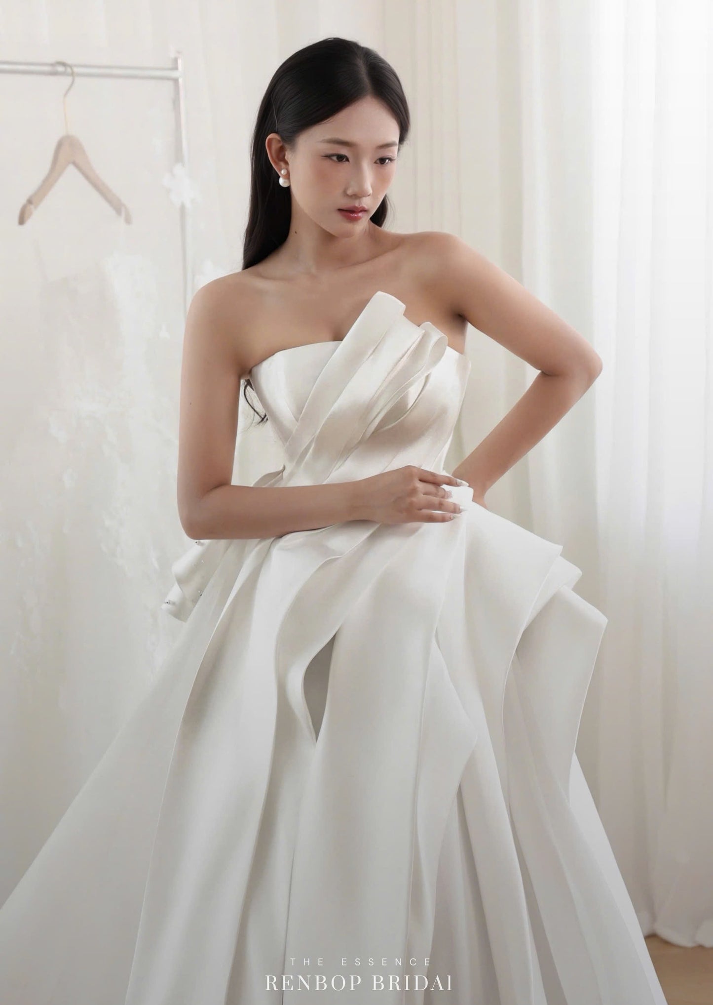 The Essence No.10 MC8930