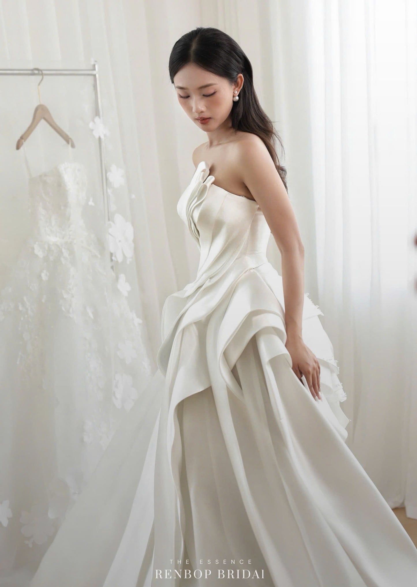 The Essence No.10 MC8930