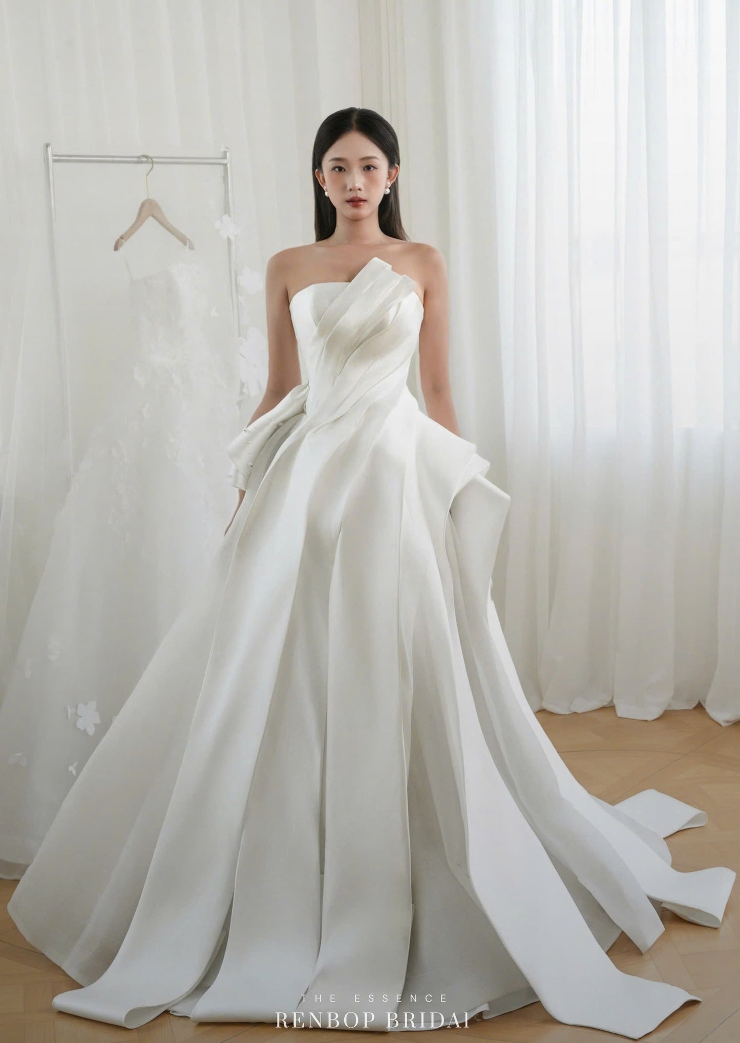 The Essence No.10 MC8930