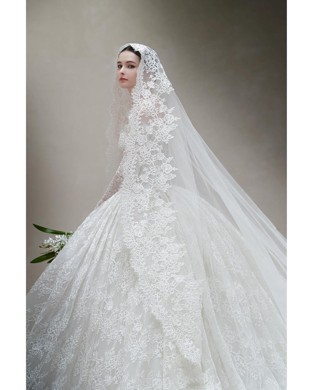 VÁY THIẾT KẾ LUXURY 002
